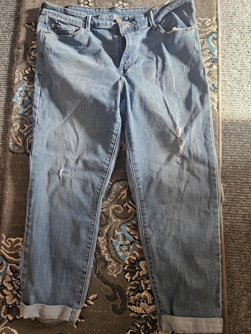 Levi's Light Blue Distressed Cropped Jeans 33